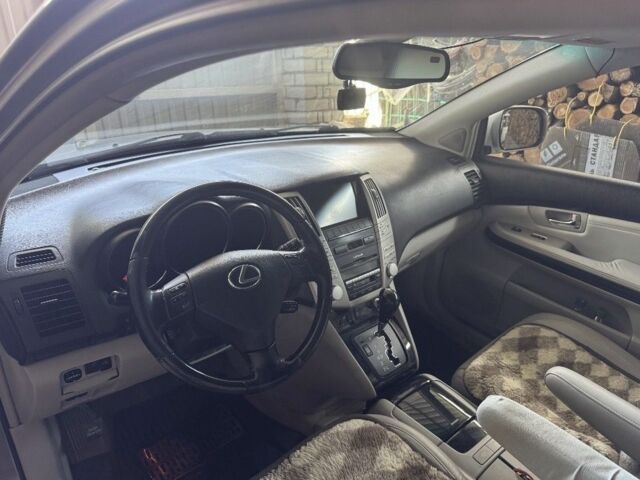 Серый Лексус РХ, объемом двигателя 3.3 л и пробегом 170 тыс. км за 265 $, фото 5 на Automoto.ua
