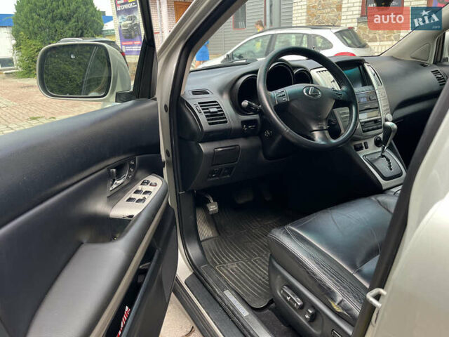 Лексус РХ 2005 в Белой Церкве на Automoto.ua Серый Лексус РХ, объемом двигателя 3.31 л и пробегом 281 тыс. км за 10300 $, фото 11 на Automoto.ua