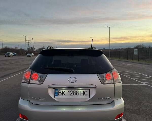 Серый Лексус РХ, объемом двигателя 3 л и пробегом 330 тыс. км за 9200 $, фото 6 на Automoto.ua