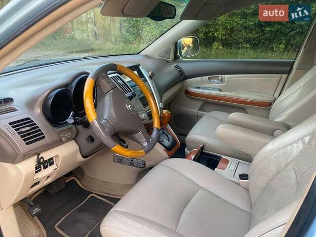 Серый Лексус РХ, объемом двигателя 3 л и пробегом 294 тыс. км за 7550 $, фото 11 на Automoto.ua