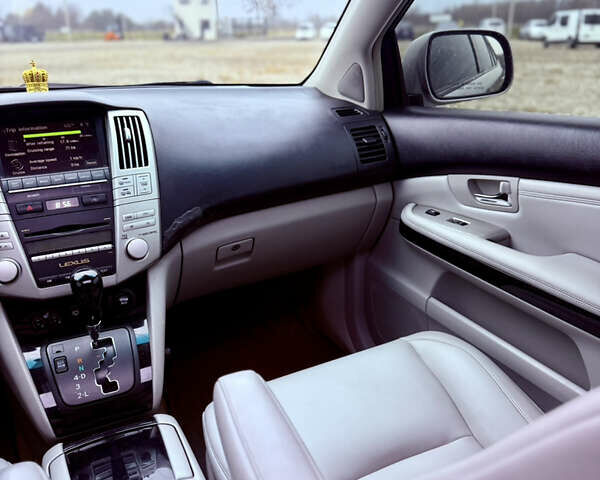 Сірий Лексус РХ, об'ємом двигуна 3.31 л та пробігом 245 тис. км за 10999 $, фото 26 на Automoto.ua