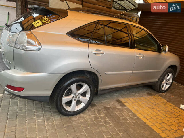 Серый Лексус РХ, объемом двигателя 3.3 л и пробегом 182 тыс. км за 11794 $, фото 12 на Automoto.ua