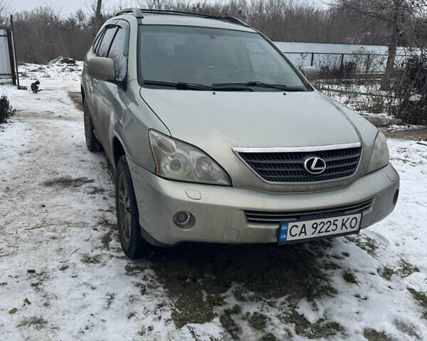 Серый Лексус РХ, объемом двигателя 3.31 л и пробегом 249 тыс. км за 9000 $, фото 1 на Automoto.ua