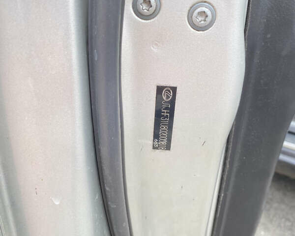 Сірий Лексус РХ, об'ємом двигуна 3 л та пробігом 373 тис. км за 9300 $, фото 15 на Automoto.ua