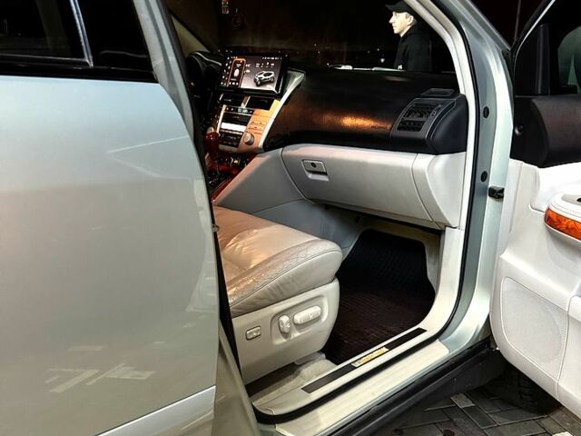 Серый Лексус РХ, объемом двигателя 3.3 л и пробегом 172 тыс. км за 10600 $, фото 6 на Automoto.ua