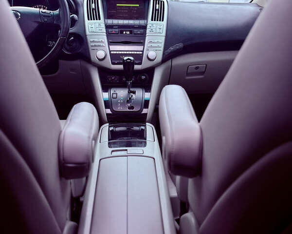 Сірий Лексус РХ, об'ємом двигуна 3.31 л та пробігом 245 тис. км за 10999 $, фото 23 на Automoto.ua