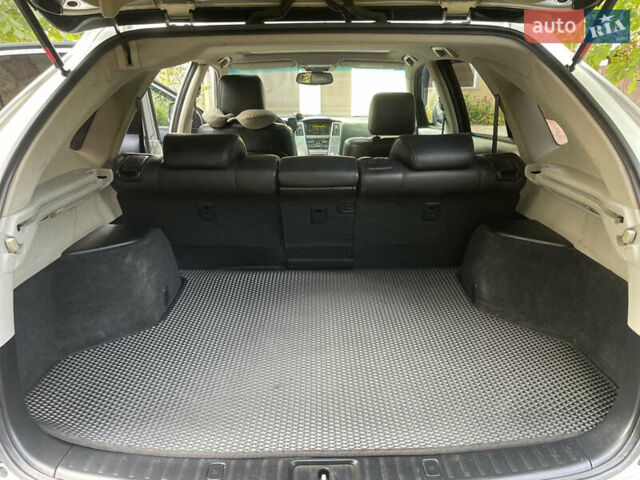 Серый Лексус РХ, объемом двигателя 3 л и пробегом 245 тыс. км за 10500 $, фото 10 на Automoto.ua