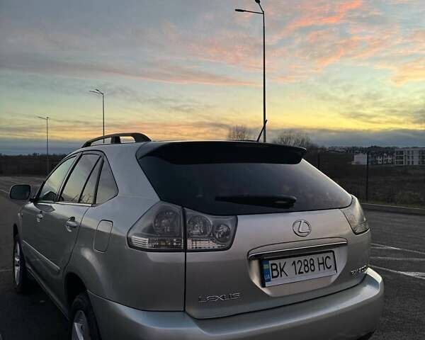 Серый Лексус РХ, объемом двигателя 3 л и пробегом 330 тыс. км за 9200 $, фото 3 на Automoto.ua