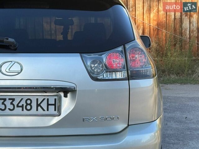 Сірий Лексус РХ, об'ємом двигуна 3 л та пробігом 235 тис. км за 10500 $, фото 6 на Automoto.ua