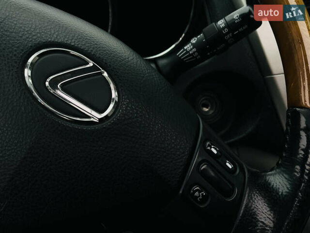 Серый Лексус РХ, объемом двигателя 3.3 л и пробегом 180 тыс. км за 9500 $, фото 23 на Automoto.ua