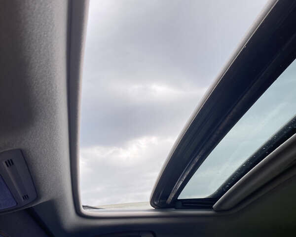 Сірий Лексус РХ, об'ємом двигуна 3 л та пробігом 373 тис. км за 9300 $, фото 28 на Automoto.ua