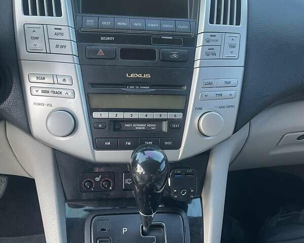 Лексус РХ 2005 в Киеве на Automoto.ua Серый Лексус РХ, объемом двигателя 3.31 л и пробегом 152 тыс. км за 9200 $, фото 16 на Automoto.ua