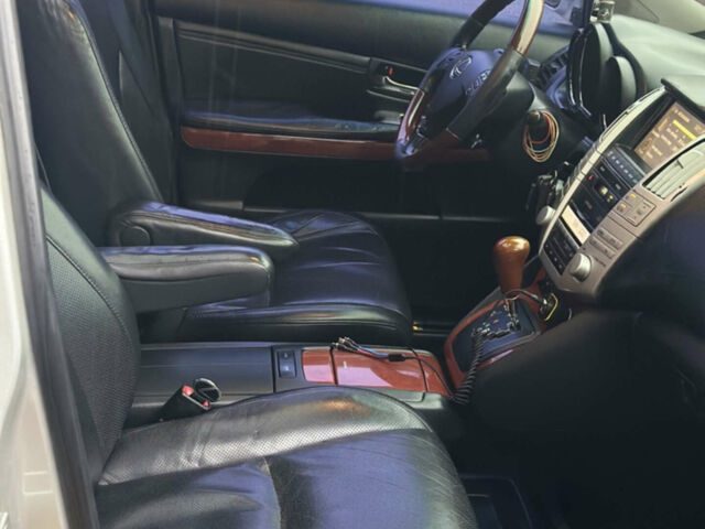 Сірий Лексус РХ, об'ємом двигуна 3 л та пробігом 373 тис. км за 8700 $, фото 1 на Automoto.ua