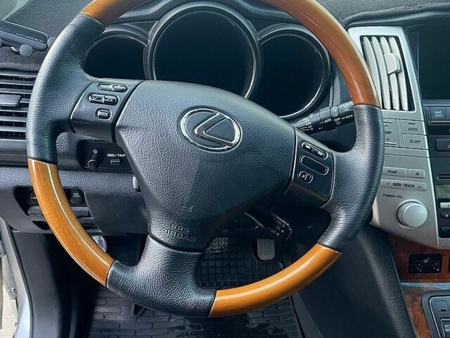 Сірий Лексус РХ, об'ємом двигуна 3.3 л та пробігом 234 тис. км за 12500 $, фото 9 на Automoto.ua