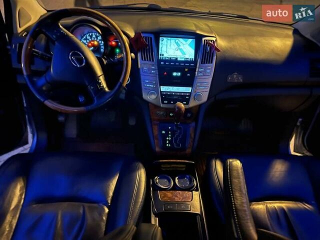Серый Лексус РХ, объемом двигателя 3.46 л и пробегом 270 тыс. км за 13999 $, фото 6 на Automoto.ua
