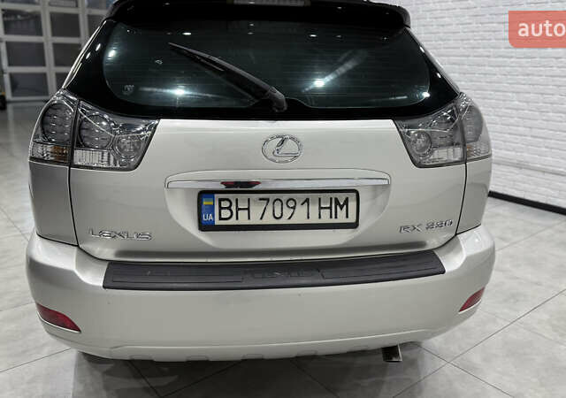 Серый Лексус РХ, объемом двигателя 3.31 л и пробегом 204 тыс. км за 9999 $, фото 26 на Automoto.ua