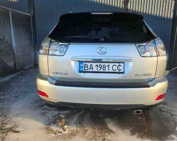 Серый Лексус РХ, объемом двигателя 3.5 л и пробегом 255 тыс. км за 10500 $, фото 2 на Automoto.ua