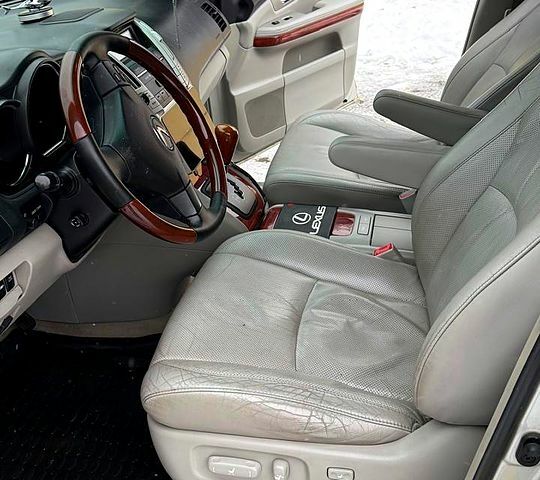 Сірий Лексус РХ, об'ємом двигуна 3.5 л та пробігом 1800 тис. км за 10600 $, фото 12 на Automoto.ua