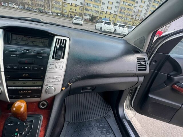 Серый Лексус РХ, объемом двигателя 3.5 л и пробегом 340 тыс. км за 7000 $, фото 19 на Automoto.ua