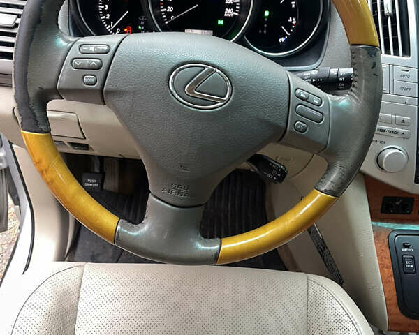 Серый Лексус РХ, объемом двигателя 3 л и пробегом 261 тыс. км за 7900 $, фото 7 на Automoto.ua