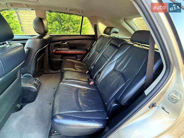 Серый Лексус РХ, объемом двигателя 3.31 л и пробегом 204 тыс. км за 9999 $, фото 60 на Automoto.ua