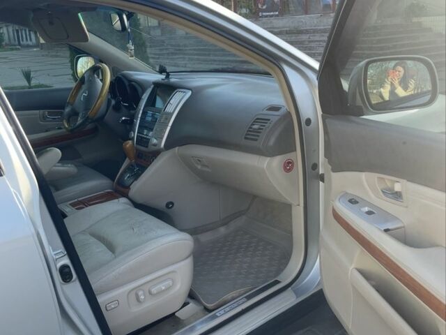 Серый Лексус РХ, объемом двигателя 3 л и пробегом 251 тыс. км за 9985 $, фото 4 на Automoto.ua