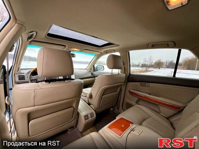 Серый Лексус РХ, объемом двигателя 3.5 л и пробегом 20400 тыс. км за 9100 $, фото 1 на Automoto.ua