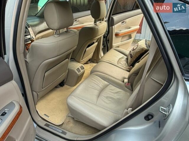 Сірий Лексус РХ, об'ємом двигуна 3.46 л та пробігом 256 тис. км за 7900 $, фото 21 на Automoto.ua