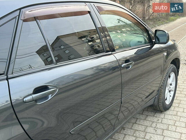 Сірий Лексус РХ, об'ємом двигуна 3.3 л та пробігом 258 тис. км за 9299 $, фото 17 на Automoto.ua