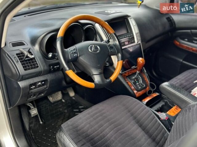 Сірий Лексус РХ, об'ємом двигуна 3.46 л та пробігом 288 тис. км за 10200 $, фото 23 на Automoto.ua