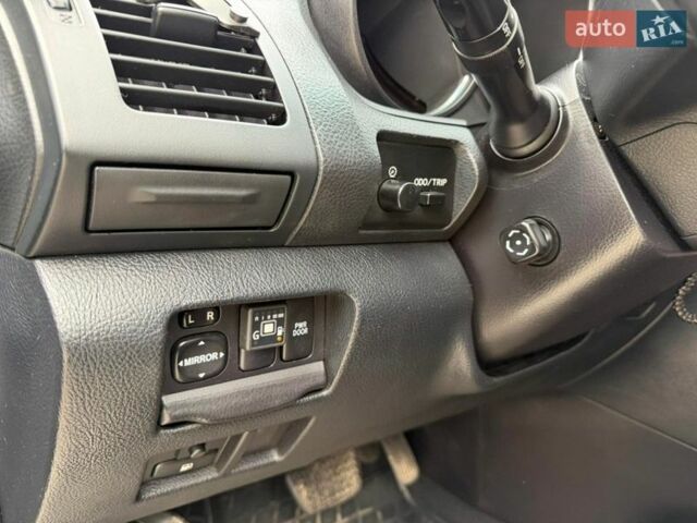 Серый Лексус РХ, объемом двигателя 3.46 л и пробегом 280 тыс. км за 9700 $, фото 9 на Automoto.ua