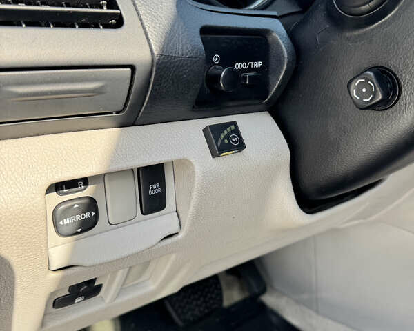 Сірий Лексус РХ, об'ємом двигуна 3.46 л та пробігом 290 тис. км за 8900 $, фото 19 на Automoto.ua