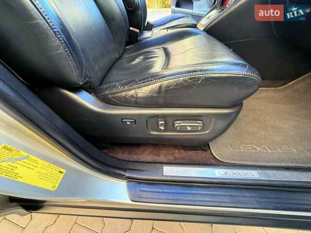 Серый Лексус РХ, объемом двигателя 3.31 л и пробегом 204 тыс. км за 9999 $, фото 63 на Automoto.ua