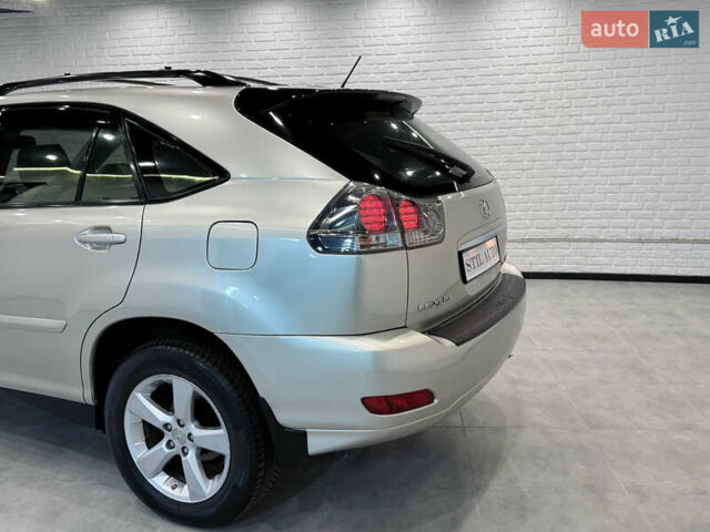 Сірий Лексус РХ, об'ємом двигуна 3.3 л та пробігом 204 тис. км за 9999 $, фото 1 на Automoto.ua