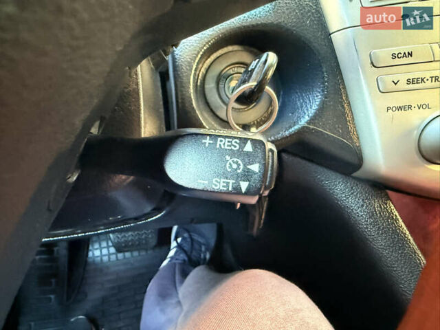 Серый Лексус РХ, объемом двигателя 3.31 л и пробегом 204 тыс. км за 9999 $, фото 82 на Automoto.ua