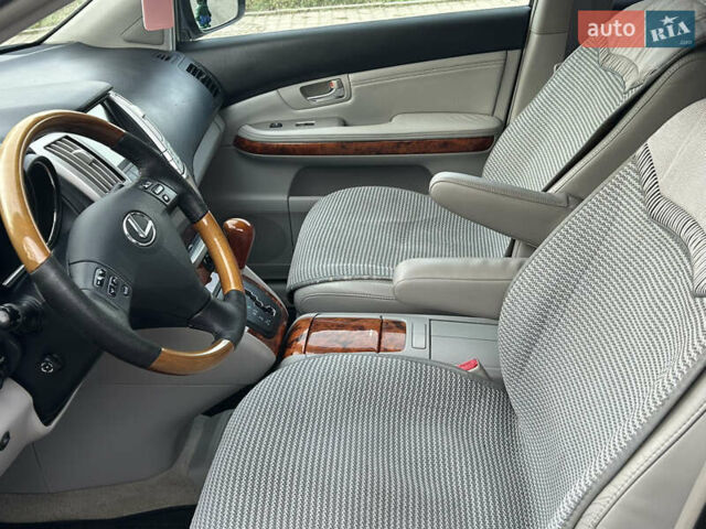 Сірий Лексус РХ, об'ємом двигуна 3.3 л та пробігом 258 тис. км за 9299 $, фото 20 на Automoto.ua