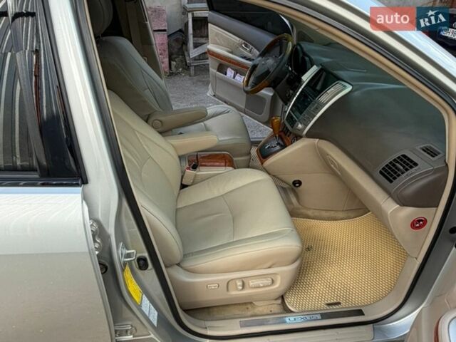 Сірий Лексус РХ, об'ємом двигуна 3.46 л та пробігом 256 тис. км за 7900 $, фото 19 на Automoto.ua