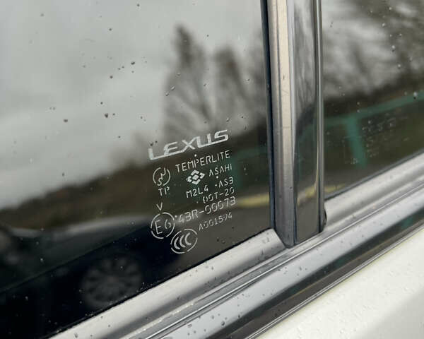 Серый Лексус РХ, объемом двигателя 3.46 л и пробегом 220 тыс. км за 12700 $, фото 16 на Automoto.ua