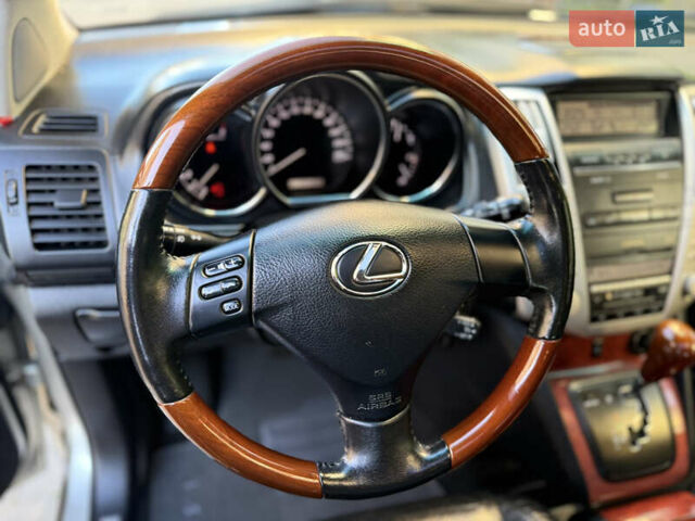 Серый Лексус РХ, объемом двигателя 3.31 л и пробегом 204 тыс. км за 9999 $, фото 54 на Automoto.ua