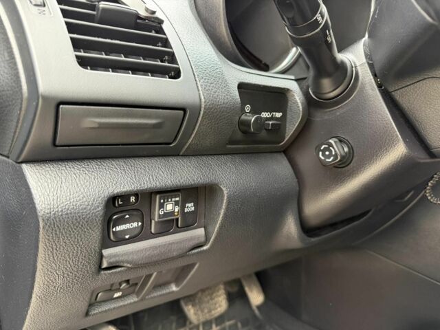 Серый Лексус РХ, объемом двигателя 3.5 л и пробегом 280 тыс. км за 9700 $, фото 13 на Automoto.ua