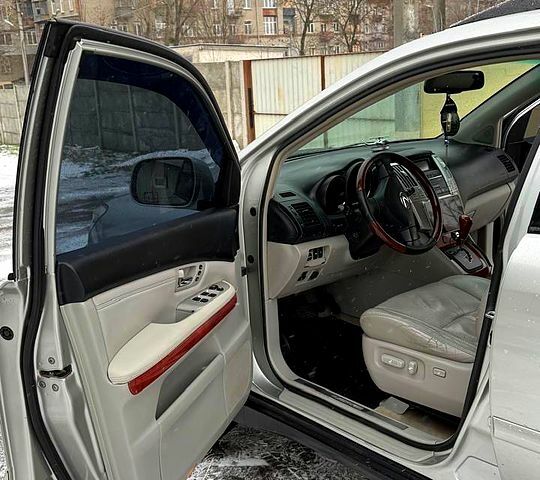 Сірий Лексус РХ, об'ємом двигуна 3.5 л та пробігом 1800 тис. км за 10600 $, фото 8 на Automoto.ua