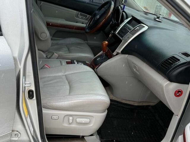 Сірий Лексус РХ, об'ємом двигуна 3.5 л та пробігом 180 тис. км за 10900 $, фото 3 на Automoto.ua