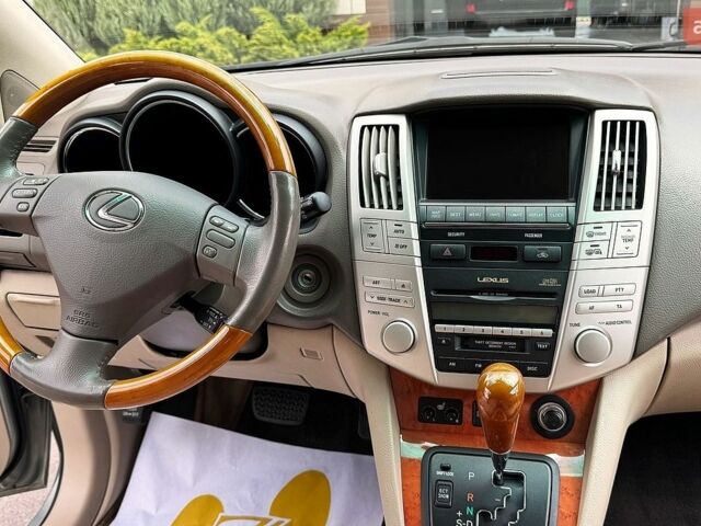 Сірий Лексус РХ, об'ємом двигуна 3 л та пробігом 170 тис. км за 13500 $, фото 18 на Automoto.ua