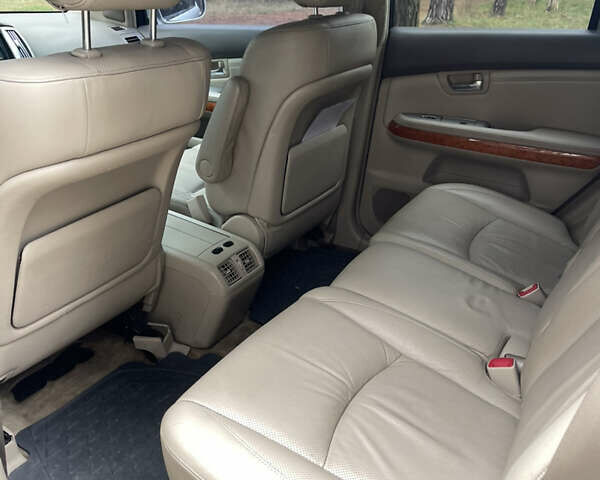 Серый Лексус РХ, объемом двигателя 3 л и пробегом 261 тыс. км за 7900 $, фото 9 на Automoto.ua