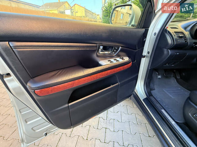 Серый Лексус РХ, объемом двигателя 3.31 л и пробегом 204 тыс. км за 9999 $, фото 59 на Automoto.ua