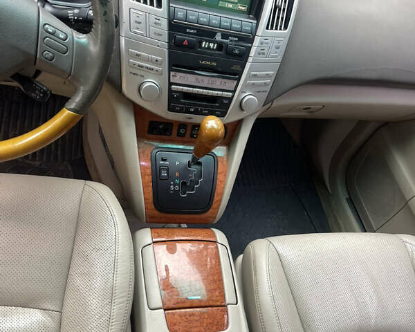 Серый Лексус РХ, объемом двигателя 3 л и пробегом 261 тыс. км за 7900 $, фото 8 на Automoto.ua