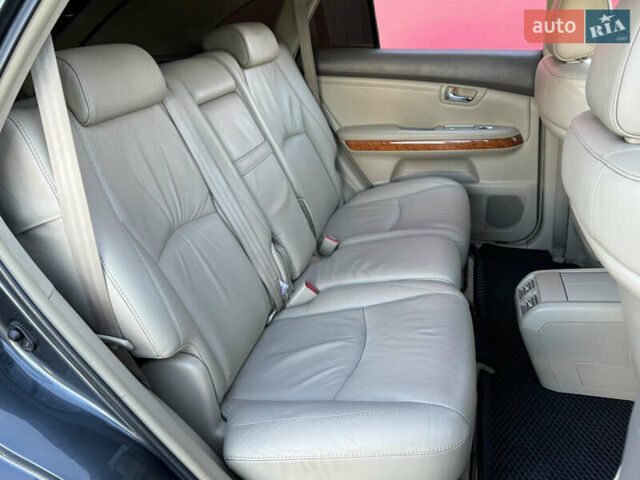 Серый Лексус РХ, объемом двигателя 3.46 л и пробегом 282 тыс. км за 11500 $, фото 4 на Automoto.ua