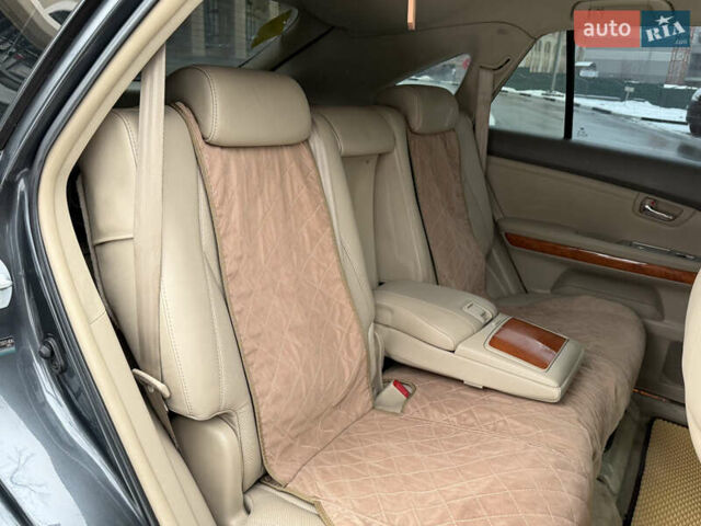 Серый Лексус РХ, объемом двигателя 3.46 л и пробегом 275 тыс. км за 12000 $, фото 13 на Automoto.ua