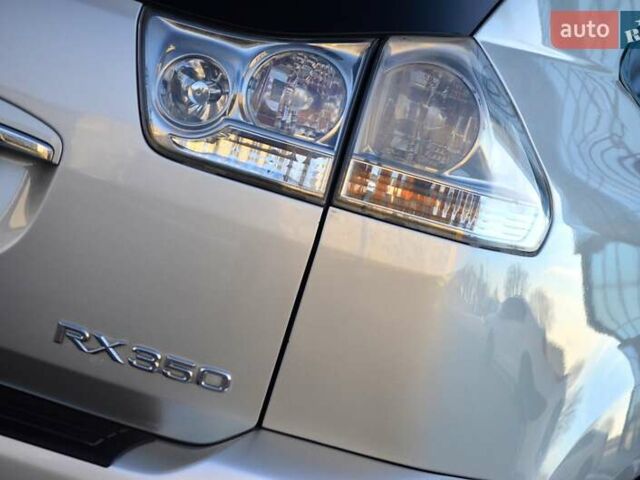 Серый Лексус РХ, объемом двигателя 3.5 л и пробегом 162 тыс. км за 12500 $, фото 11 на Automoto.ua