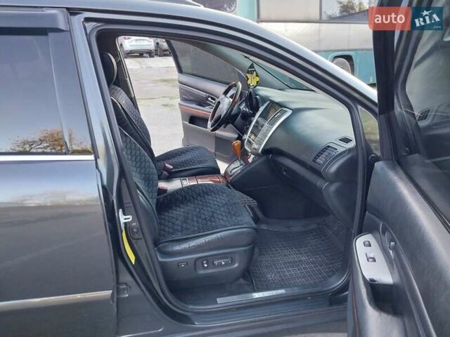 Лексус РХ 2007 в Николаеве на Automoto.ua Серый Лексус РХ, объемом двигателя 3.46 л и пробегом 246 тыс. км за 9400 $, фото 19 на Automoto.ua